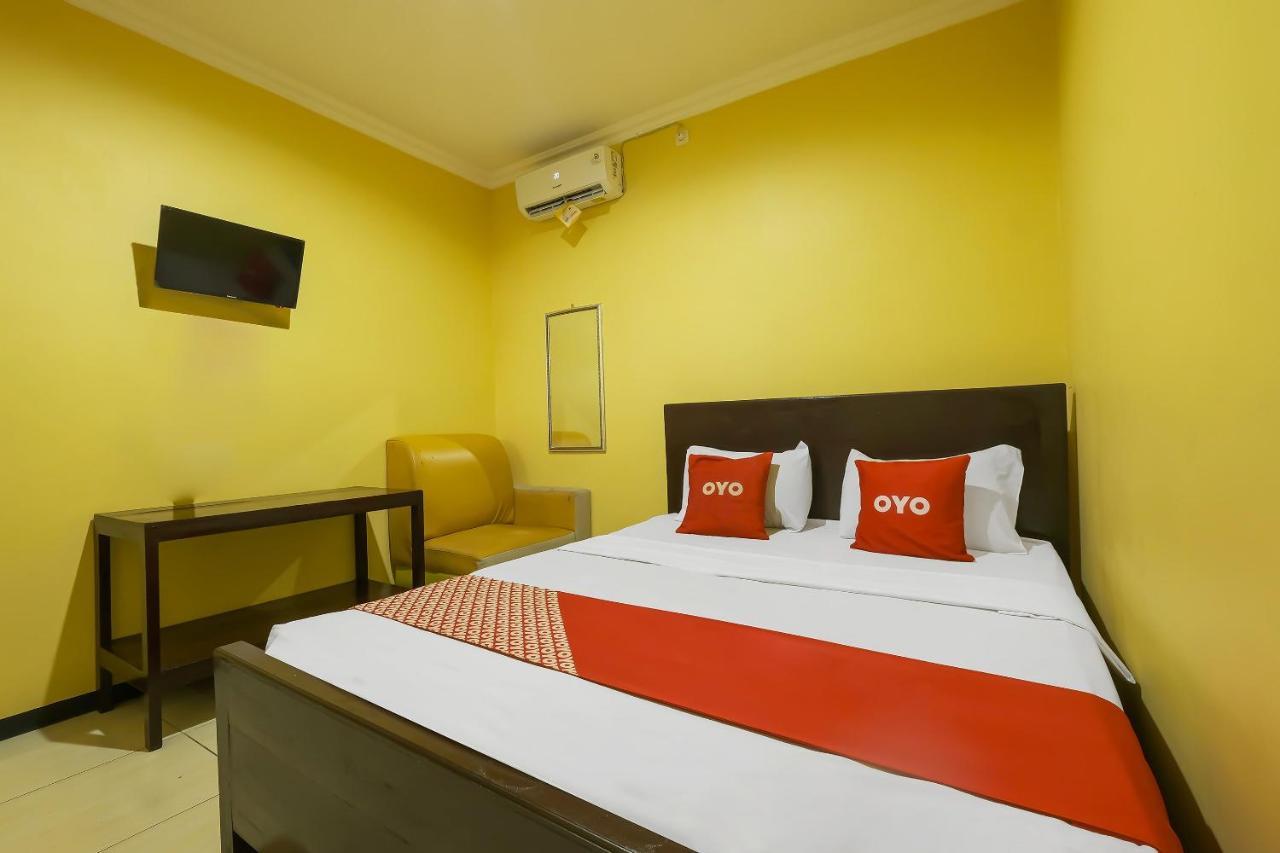 Oyo 92483 Hotel Kirana Salatiga Extérieur photo