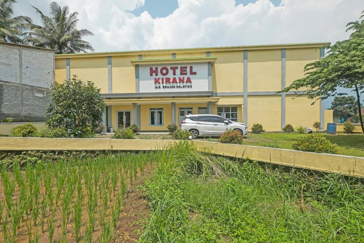 Oyo 92483 Hotel Kirana Salatiga Extérieur photo